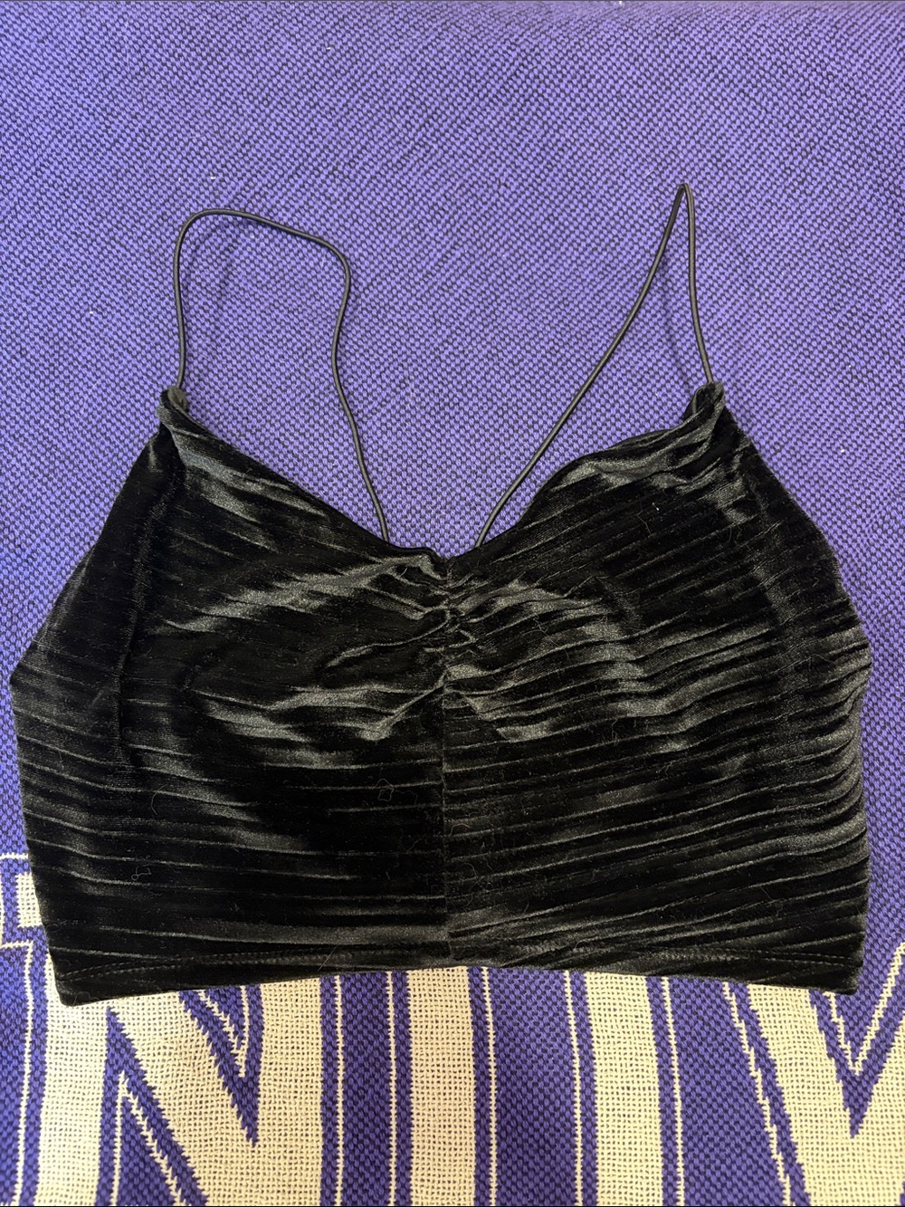 Velvet black cropped cami